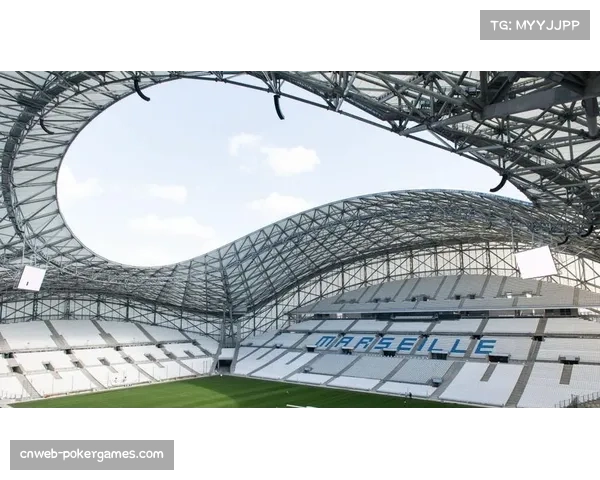 马赛主场韦洛德罗姆球场启动看台安全改造，将增加疏散通道